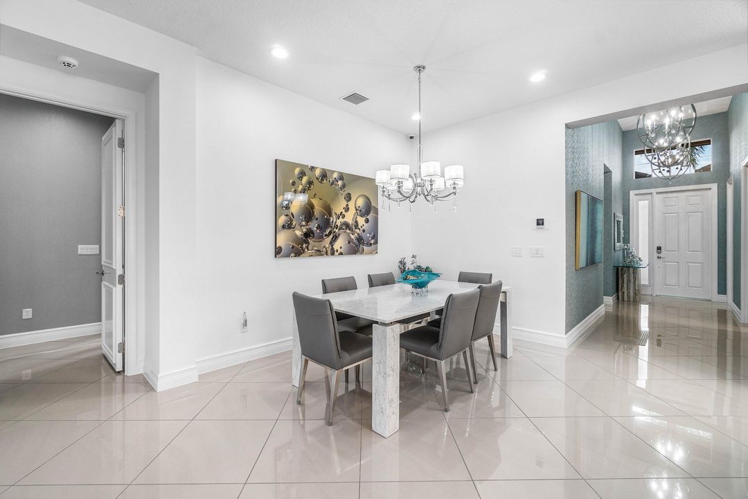 For Sale: $1,049,000 (3 beds, 3 baths, 2309 Square Feet)