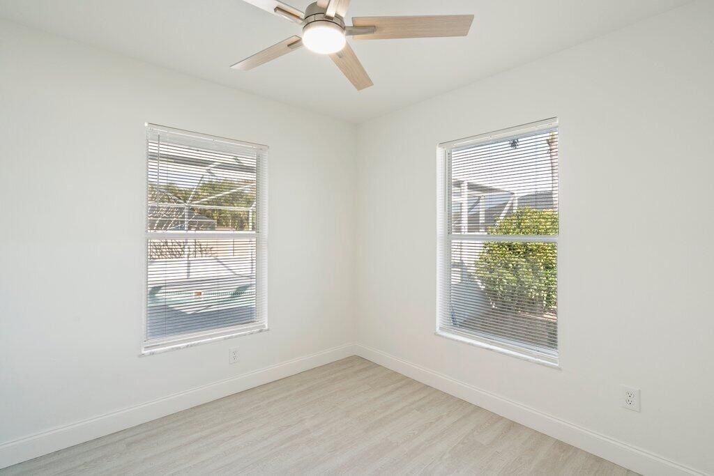 En Venta: $399,900 (4 camas, 2 baños, 1554 Pies cuadrados)