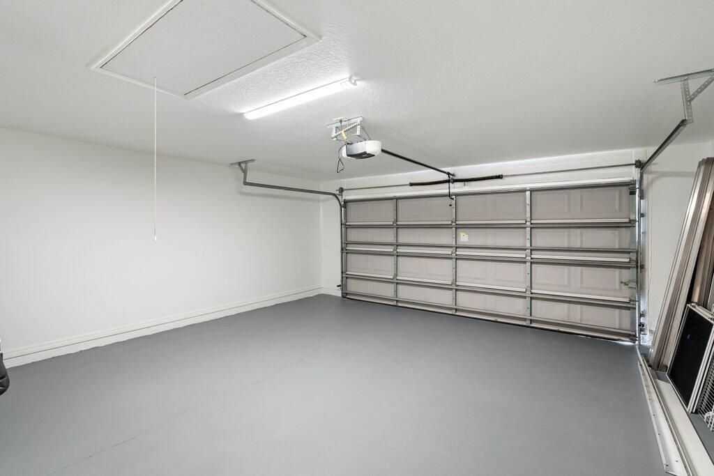 En Venta: $399,900 (4 camas, 2 baños, 1554 Pies cuadrados)