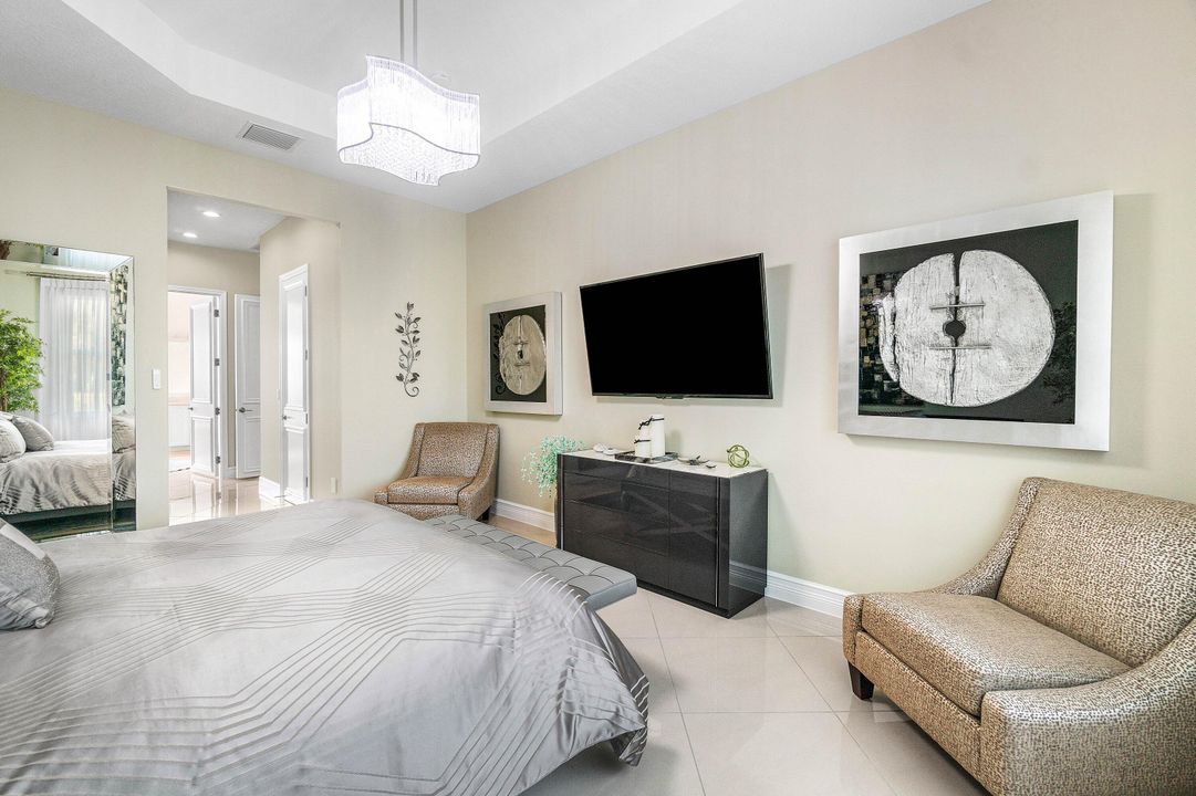 For Sale: $1,049,000 (3 beds, 3 baths, 2309 Square Feet)