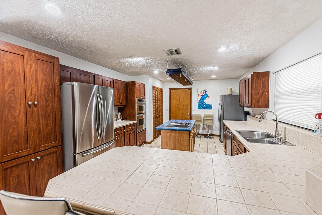 出租: $2,495 (3 贝兹, 2 浴室, 2156 平方英尺)