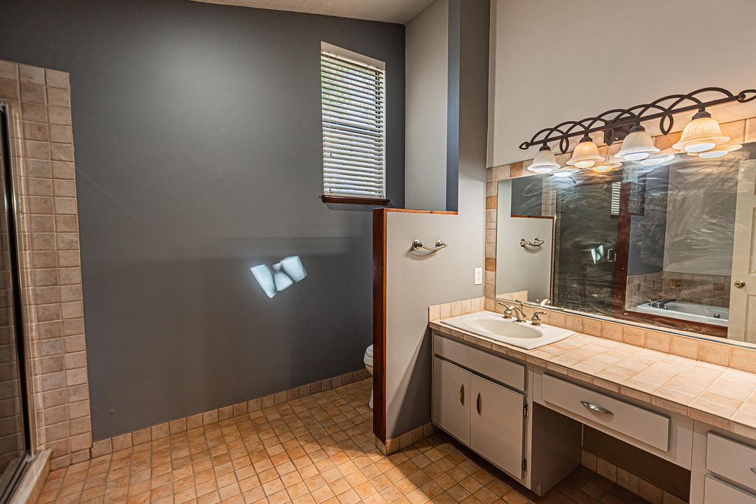 出租: $2,495 (3 贝兹, 2 浴室, 2156 平方英尺)