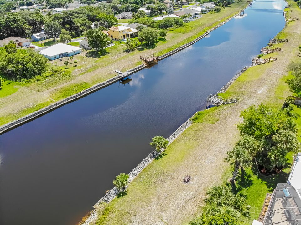 出租: $2,495 (3 贝兹, 2 浴室, 2156 平方英尺)