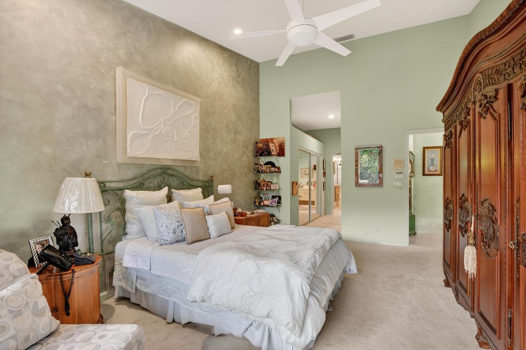 待售: $680,000 (2 贝兹, 2 浴室, 1977 平方英尺)