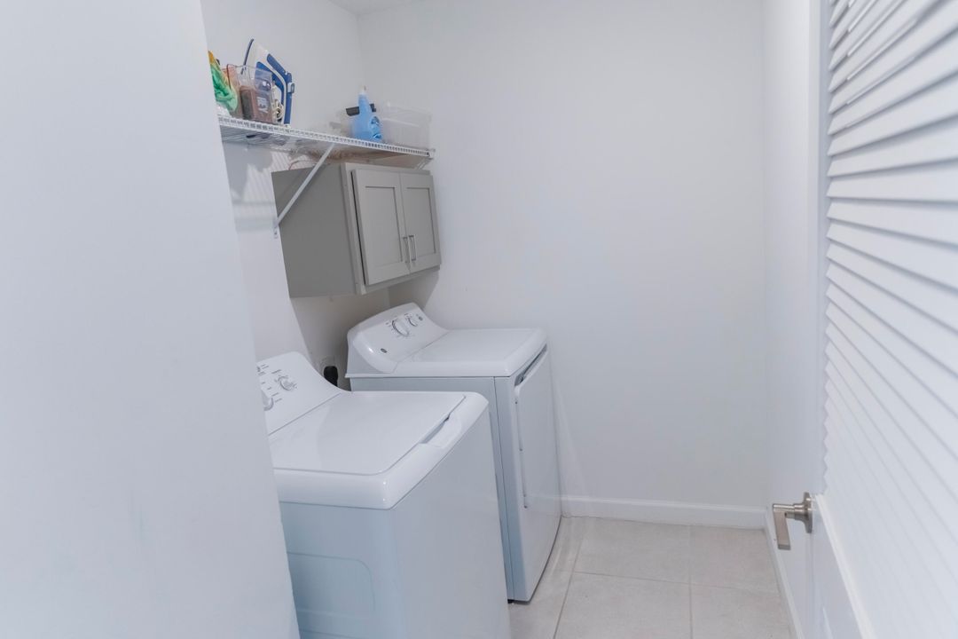 For Rent: $2,800 (3 beds, 2 baths, 1746 Square Feet)