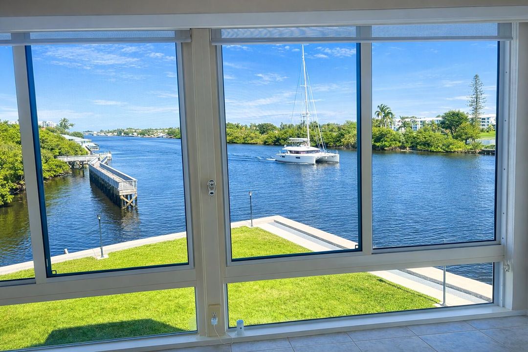 待售: $439,900 (2 贝兹, 2 浴室, 1200 平方英尺)