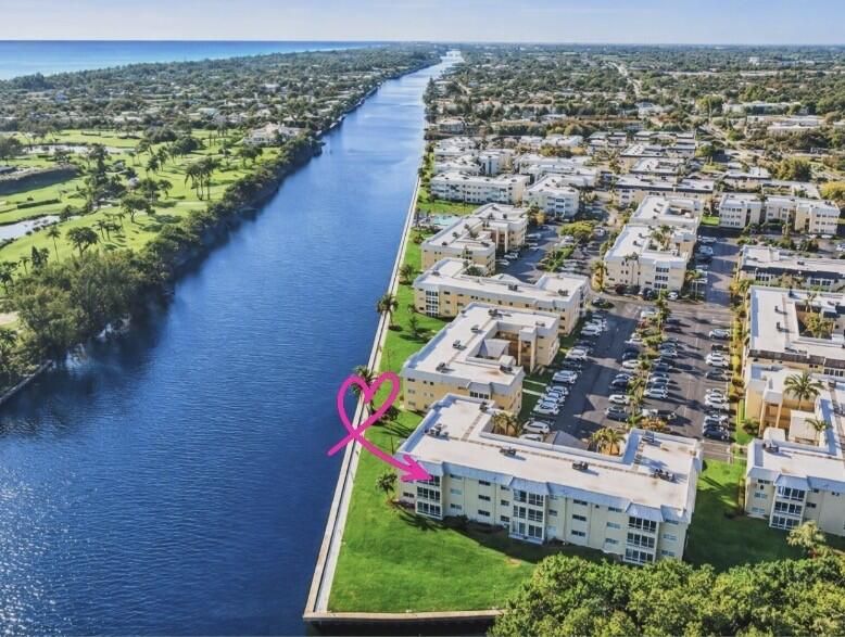 待售: $439,900 (2 贝兹, 2 浴室, 1200 平方英尺)