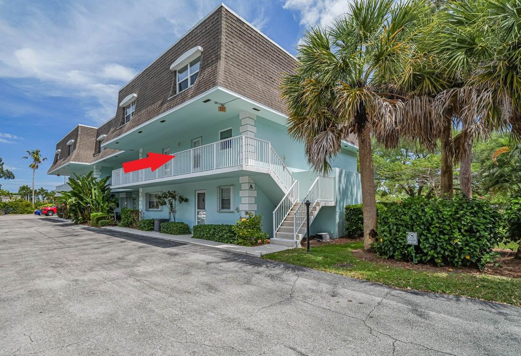 На продажу: $179,000 (2 спален, 2 ванн, 1152 Квадратных фут)