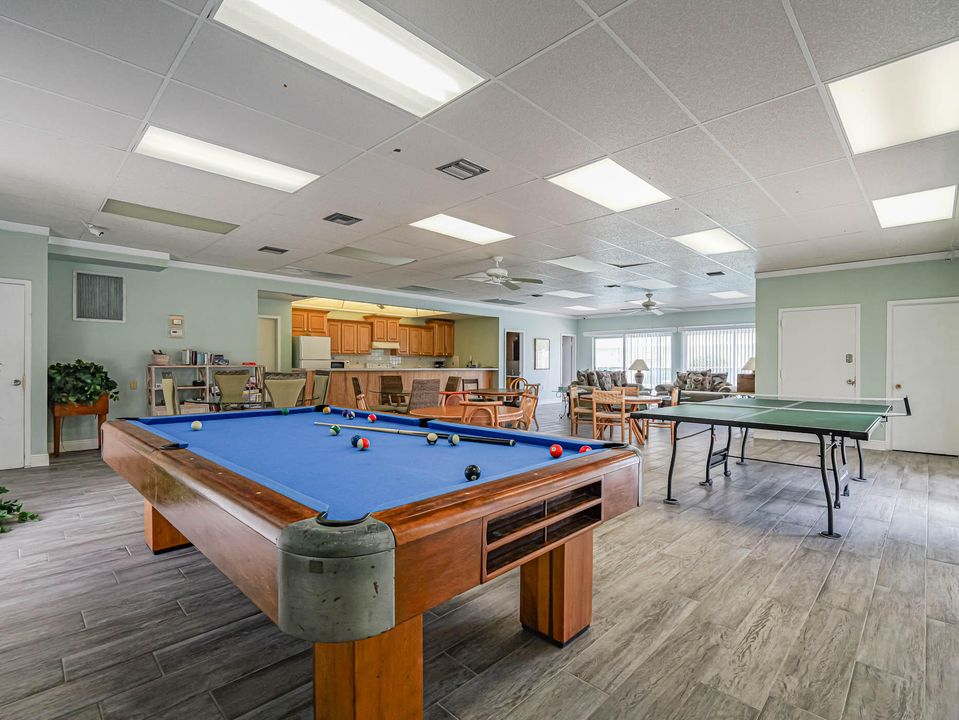 На продажу: $179,000 (2 спален, 2 ванн, 1152 Квадратных фут)