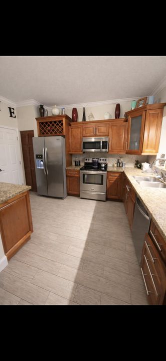 En Venta: $329,000 (3 camas, 2 baños, 1433 Pies cuadrados)