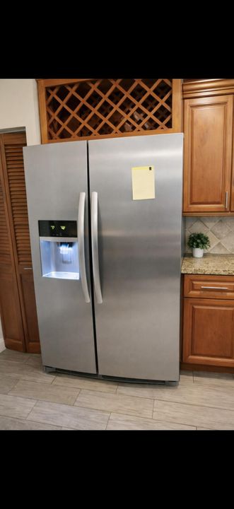 En Venta: $329,000 (3 camas, 2 baños, 1433 Pies cuadrados)