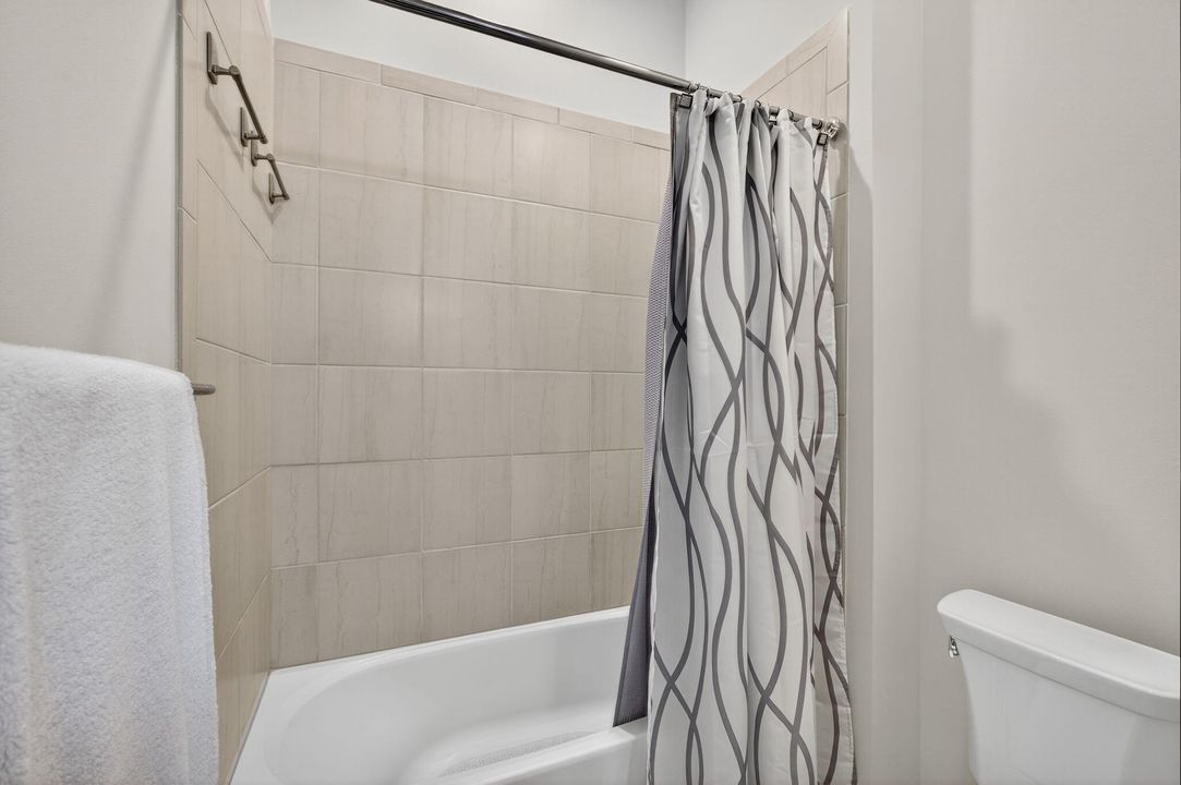 待售: $1,325,000 (4 贝兹, 3 浴室, 3073 平方英尺)