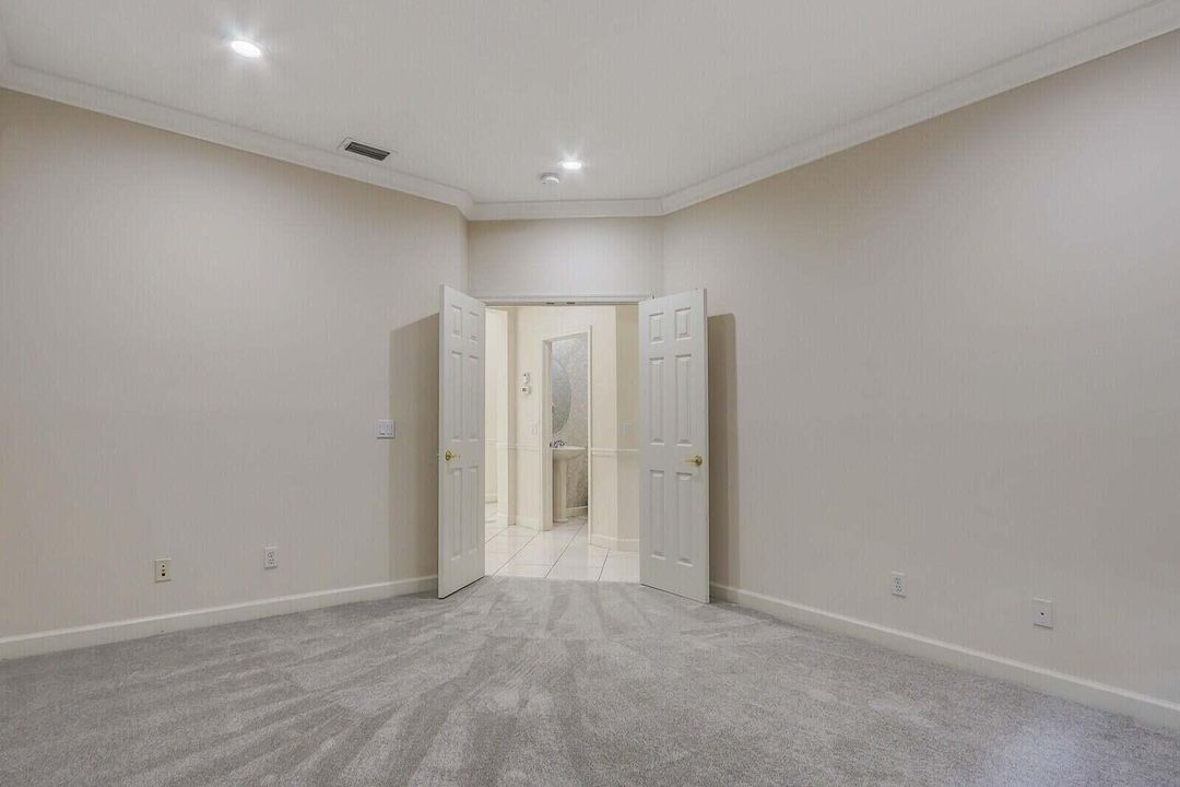 待售: $515,000 (2 贝兹, 2 浴室, 2205 平方英尺)