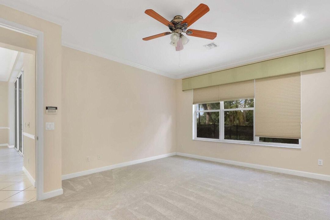 待售: $515,000 (2 贝兹, 2 浴室, 2205 平方英尺)