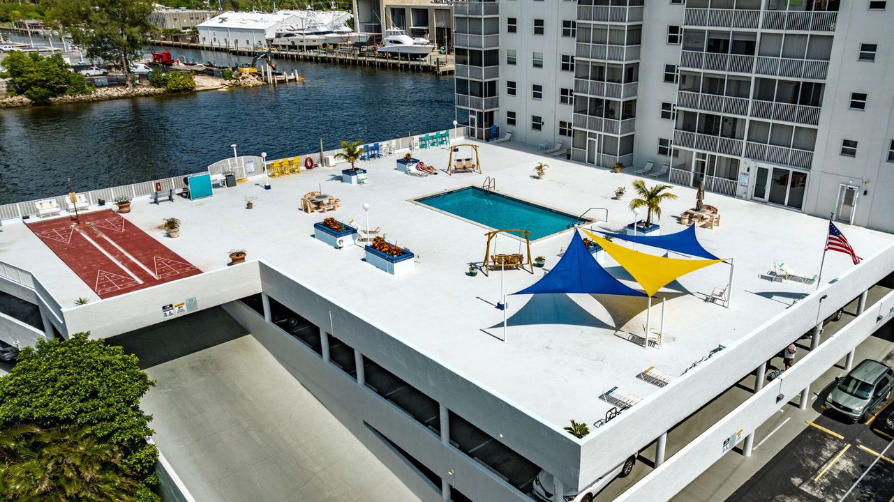 待售: $269,000 (1 贝兹, 1 浴室, 867 平方英尺)