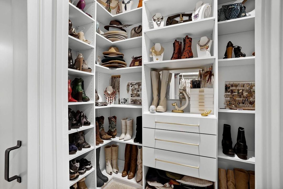 На продажу: $565,000 (3 спален, 3 ванн, 2312 Квадратных фут)