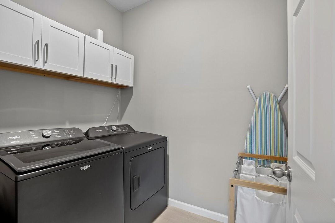 На продажу: $565,000 (3 спален, 3 ванн, 2312 Квадратных фут)