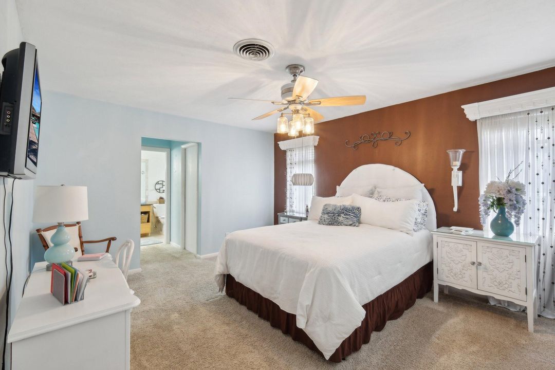 待售: $369,000 (2 贝兹, 2 浴室, 1710 平方英尺)