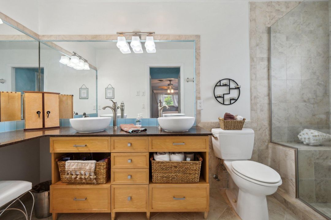 待售: $369,000 (2 贝兹, 2 浴室, 1710 平方英尺)