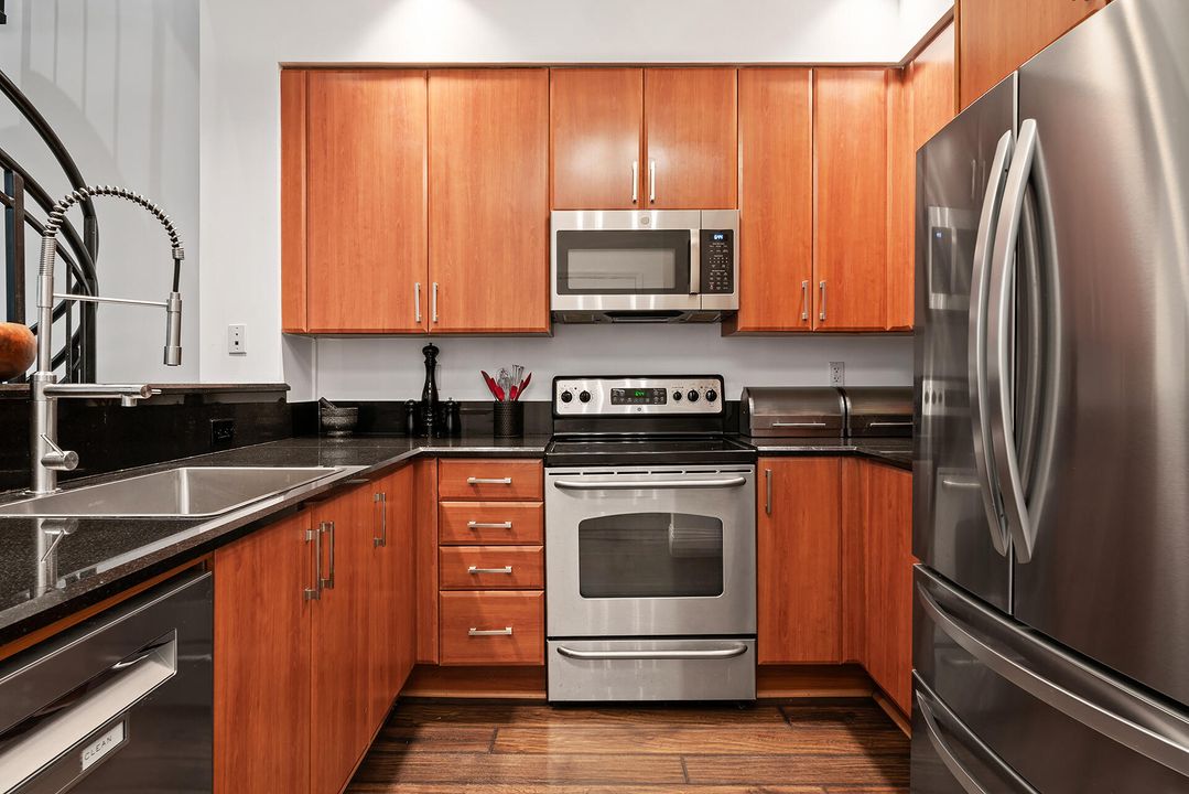 En Venta: $675,000 (1 camas, 1 baños, 1450 Pies cuadrados)