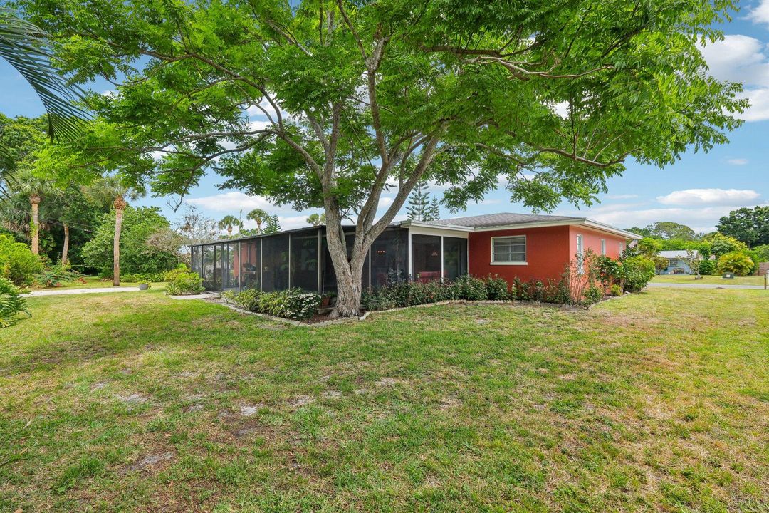 待售: $369,000 (2 贝兹, 2 浴室, 1710 平方英尺)