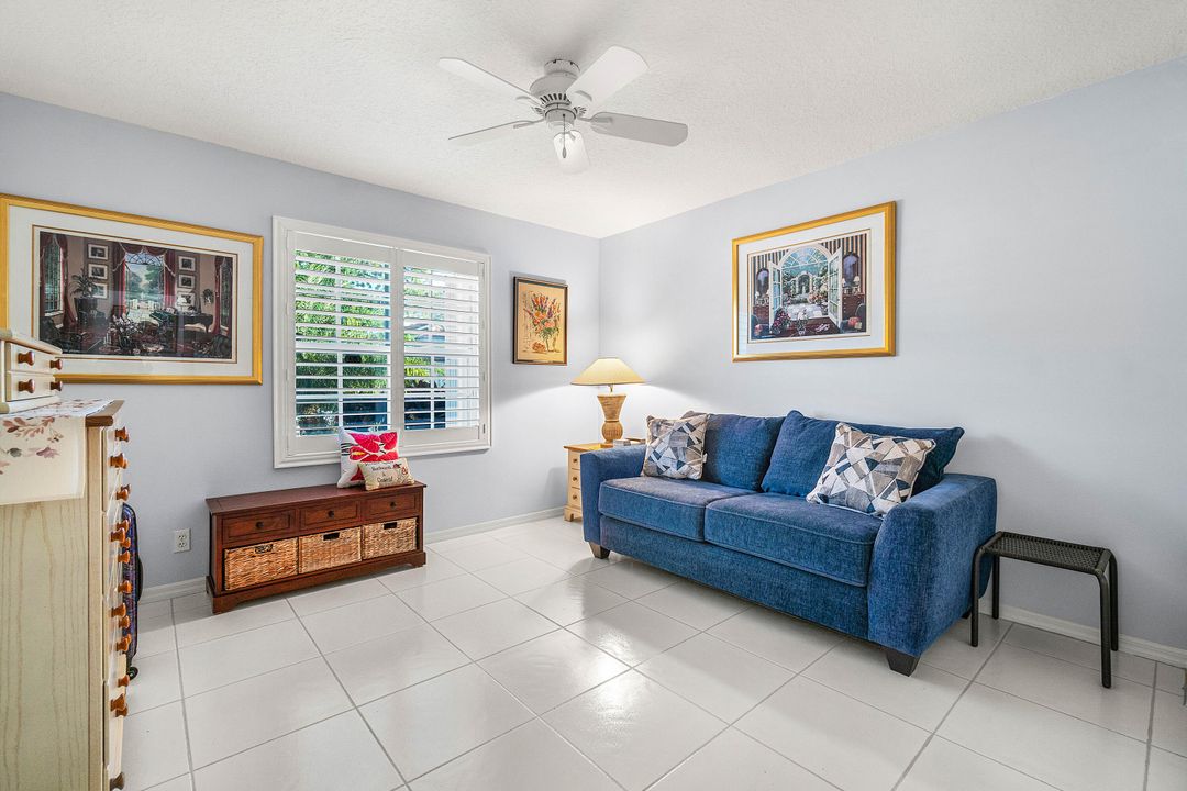 For Sale: $475,000 (3 beds, 2 baths, 1911 Square Feet)