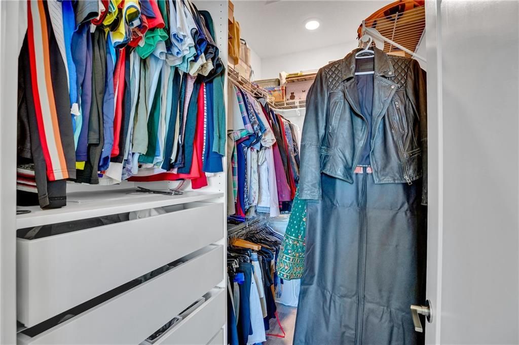 На продажу: $280,000 (3 спален, 2 ванн, 1685 Квадратных фут)