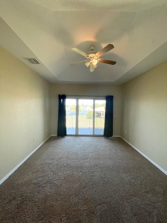 出租: $1,850 (2 贝兹, 2 浴室, 1444 平方英尺)