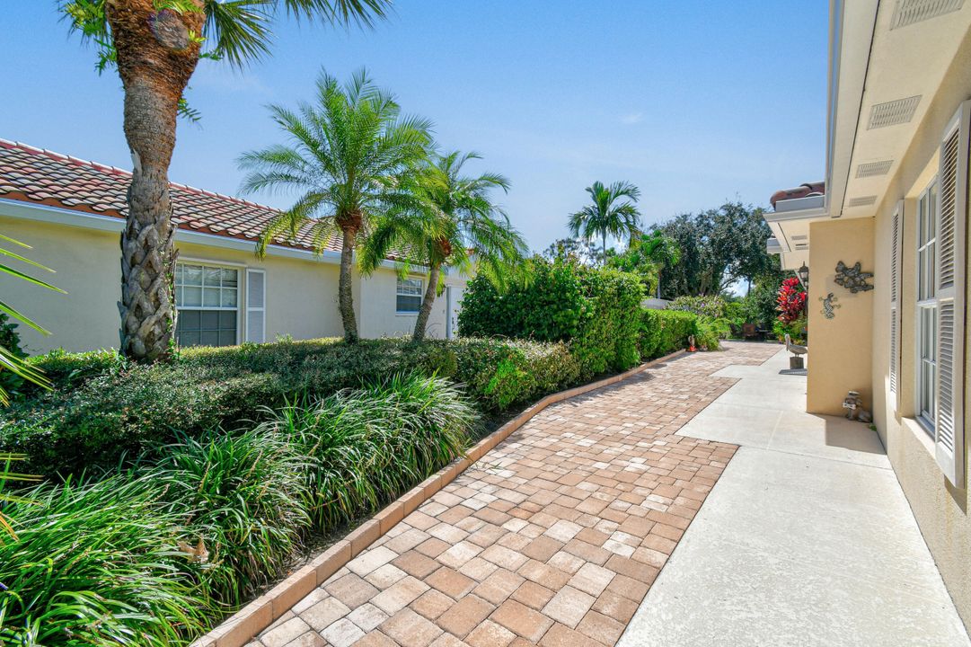 For Sale: $479,000 (2 beds, 2 baths, 1526 Square Feet)