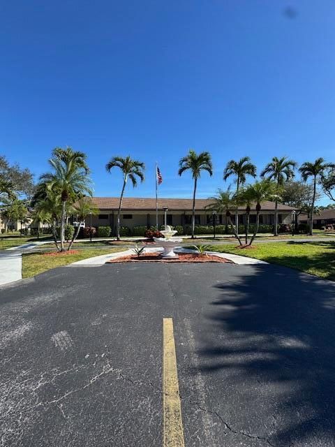 出租: $1,900 (2 贝兹, 2 浴室, 1115 平方英尺)