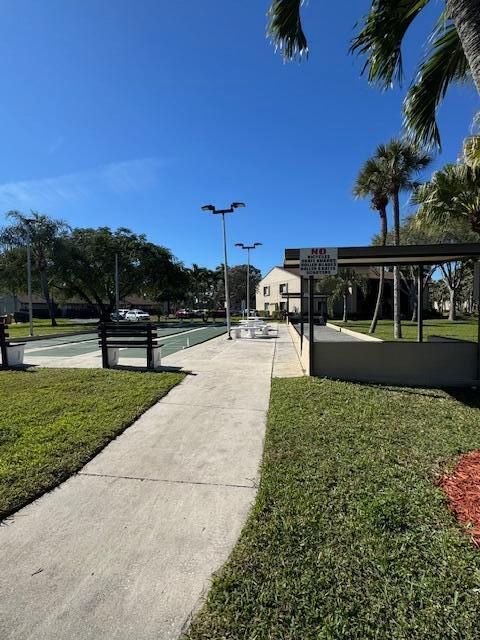 出租: $1,900 (2 贝兹, 2 浴室, 1115 平方英尺)