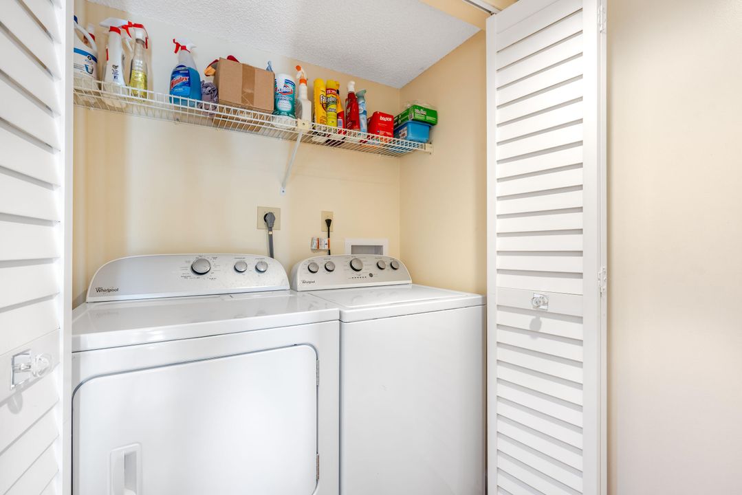 En Venta: $212,000 (2 camas, 2 baños, 1311 Pies cuadrados)