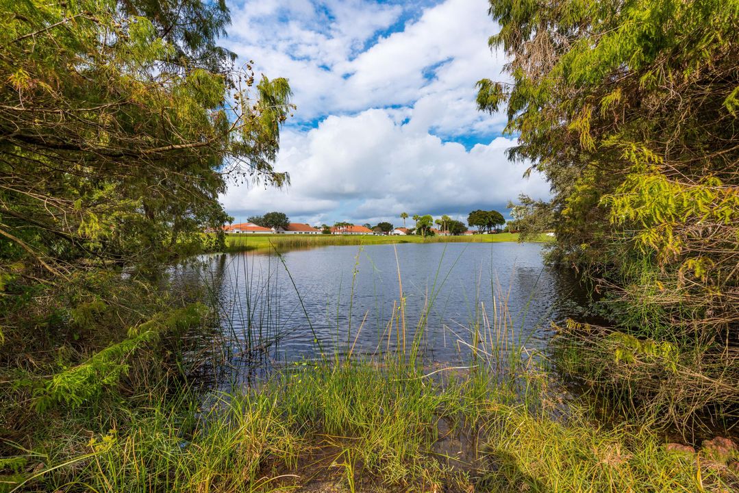 En Venta: $212,000 (2 camas, 2 baños, 1311 Pies cuadrados)