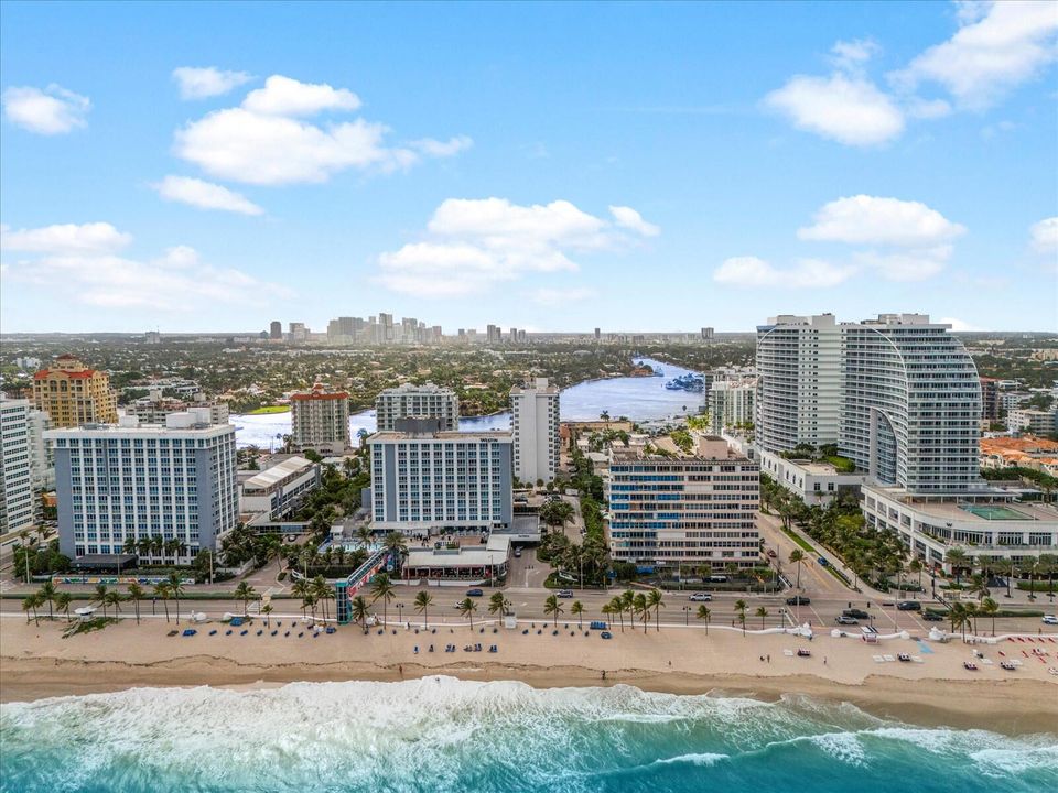 В аренду: $4,800 (2 спален, 2 ванн, 1411 Квадратных фут)