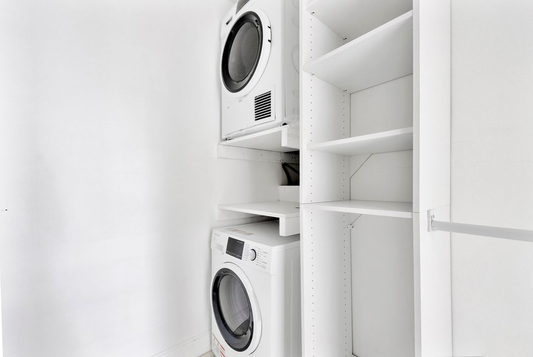 В аренду: $4,800 (2 спален, 2 ванн, 1411 Квадратных фут)