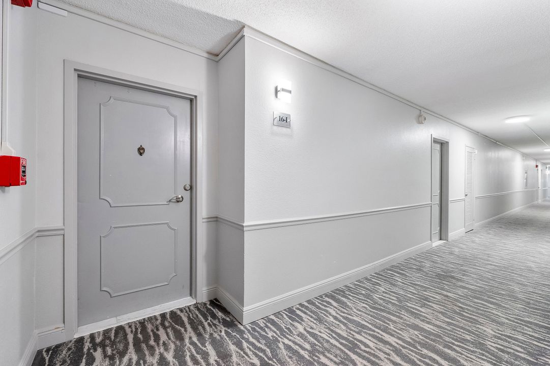 В аренду: $4,800 (2 спален, 2 ванн, 1411 Квадратных фут)