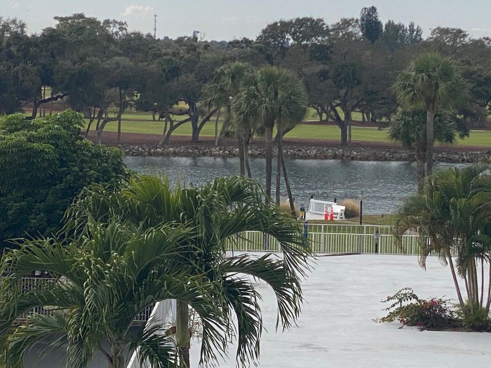 For Rent: $3,800 (2 beds, 2 baths, 1143 Square Feet)