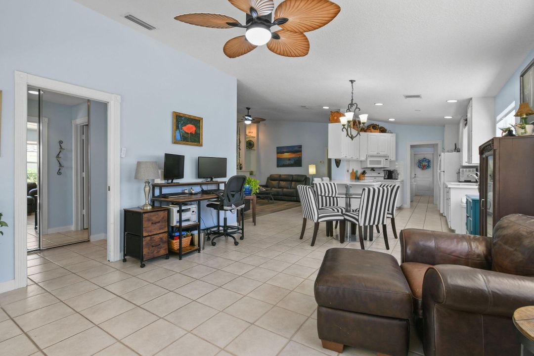 For Sale: $479,000 (2 beds, 2 baths, 1526 Square Feet)