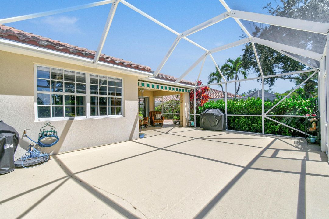 For Sale: $479,000 (2 beds, 2 baths, 1526 Square Feet)