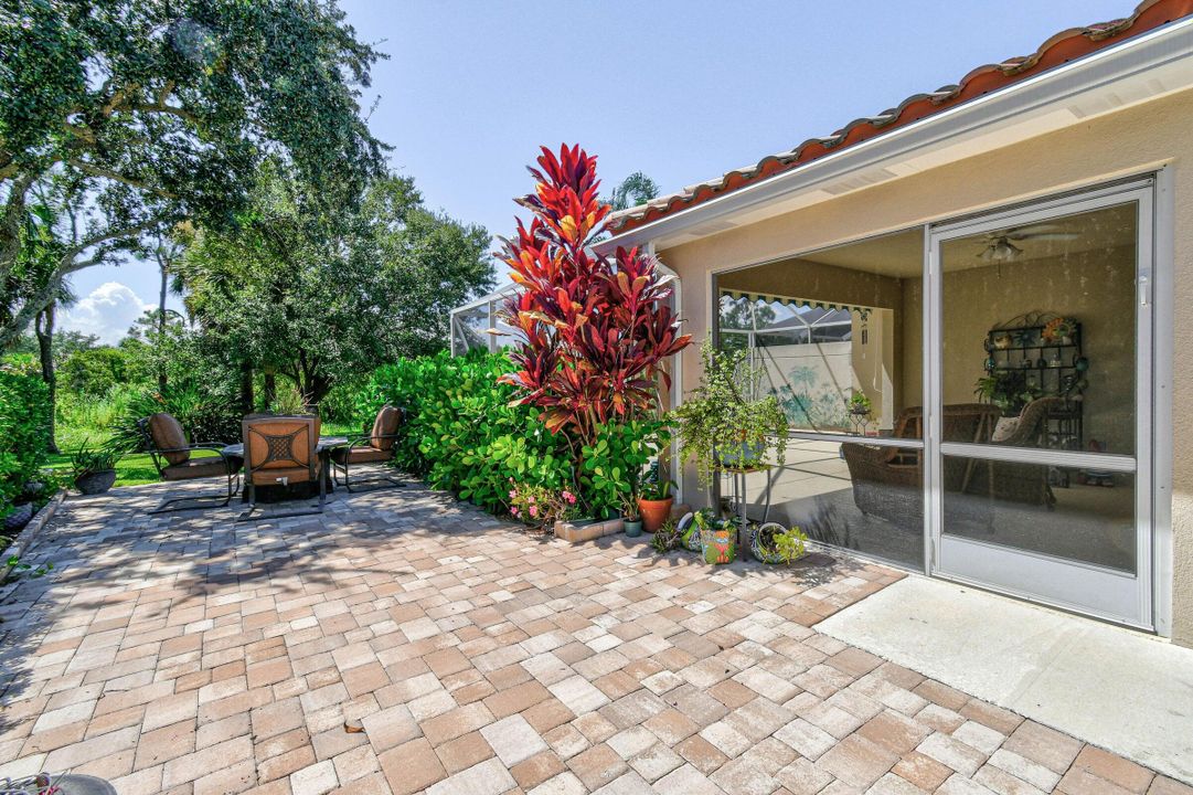 For Sale: $479,000 (2 beds, 2 baths, 1526 Square Feet)