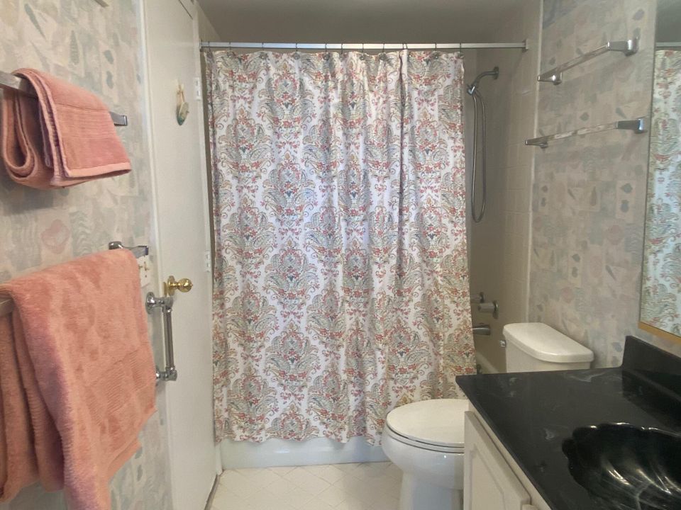 For Rent: $3,800 (2 beds, 2 baths, 1143 Square Feet)