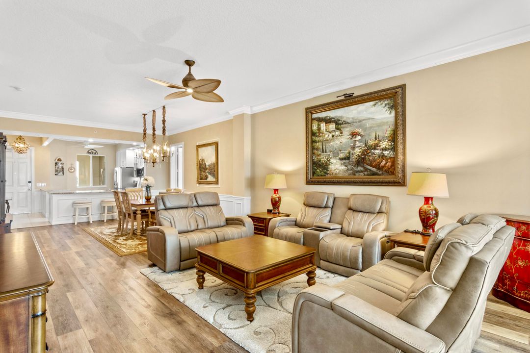 For Sale: $549,990 (2 beds, 2 baths, 1989 Square Feet)