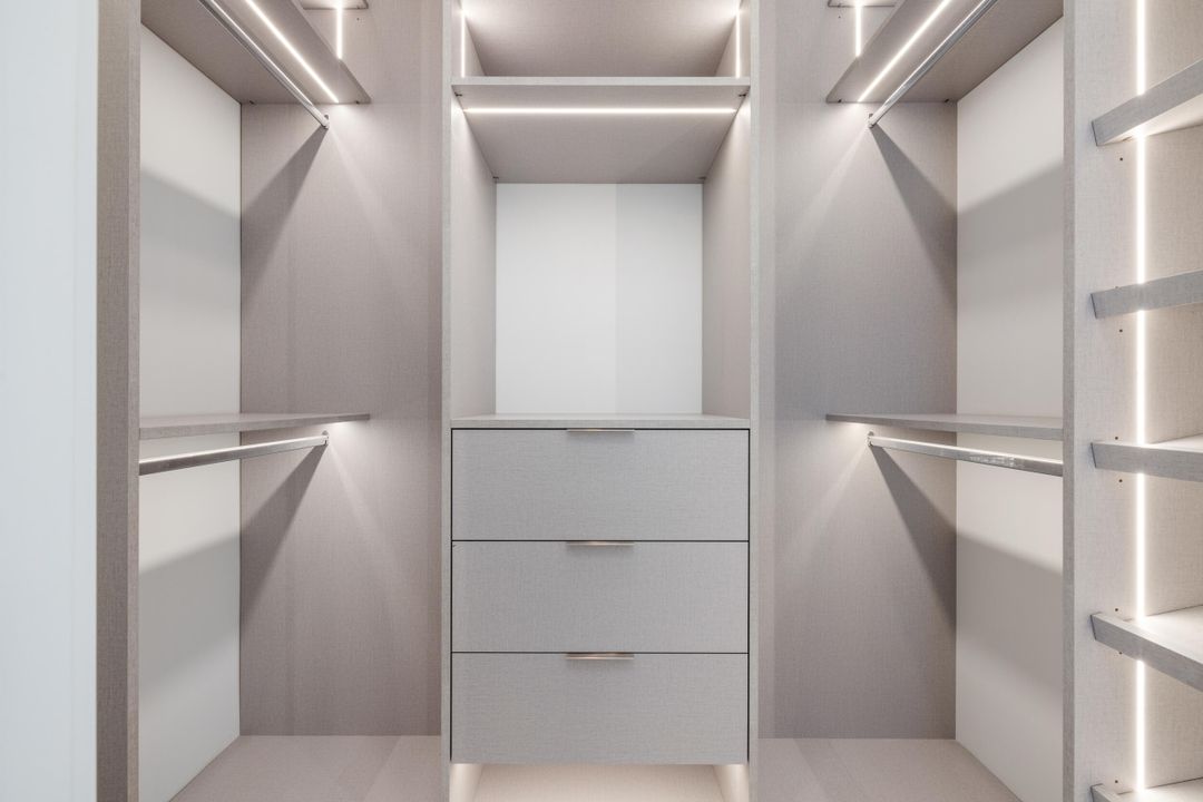 En Venta: $3,800,000 (5 camas, 4 baños, 3733 Pies cuadrados)