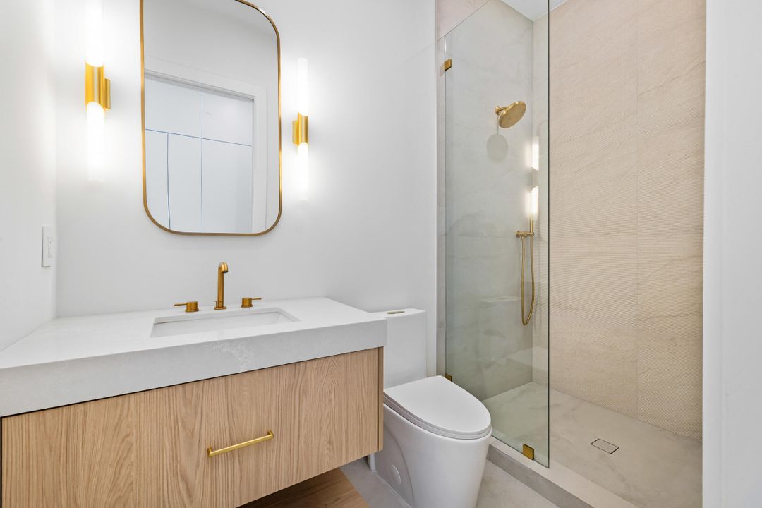 En Venta: $3,800,000 (5 camas, 4 baños, 3733 Pies cuadrados)