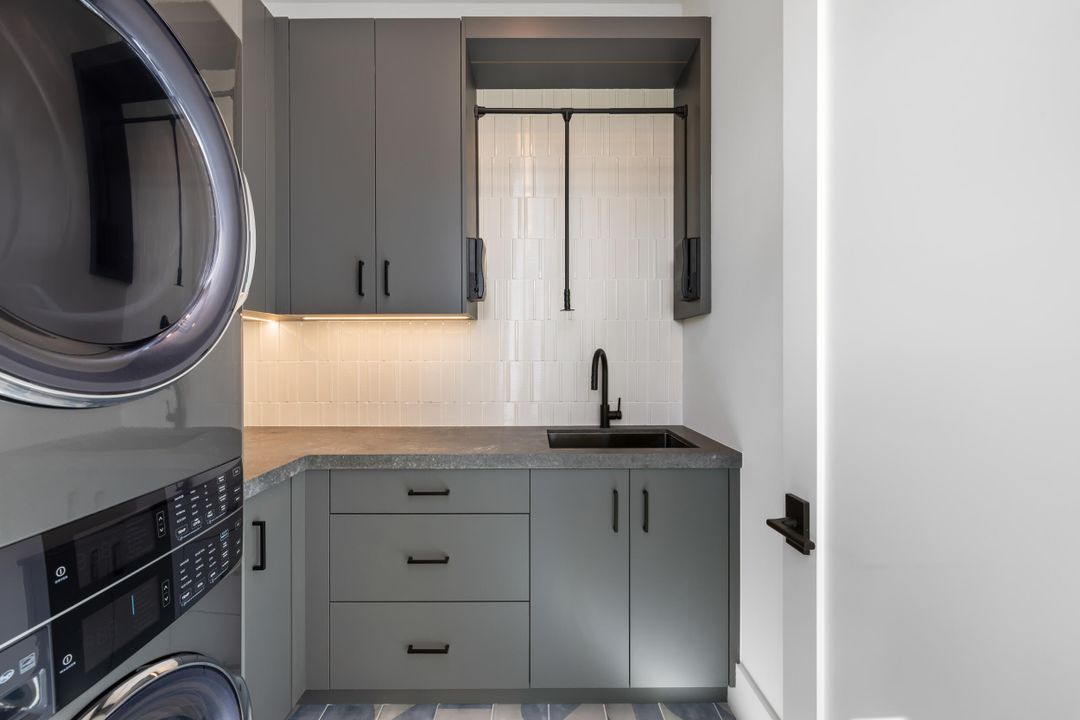 En Venta: $3,800,000 (5 camas, 4 baños, 3733 Pies cuadrados)