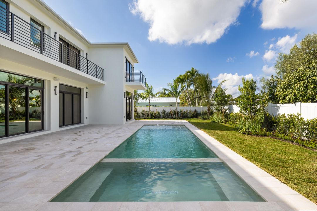 En Venta: $3,800,000 (5 camas, 4 baños, 3733 Pies cuadrados)