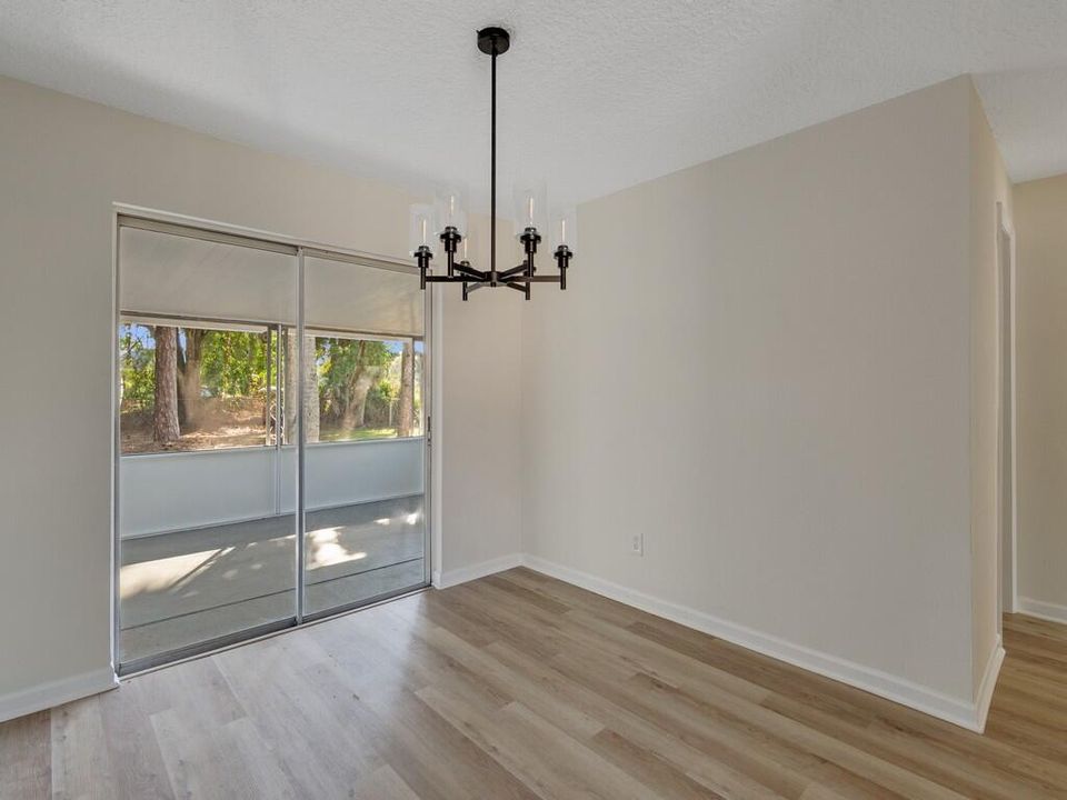 En Venta: $299,900 (3 camas, 1 baños, 1042 Pies cuadrados)