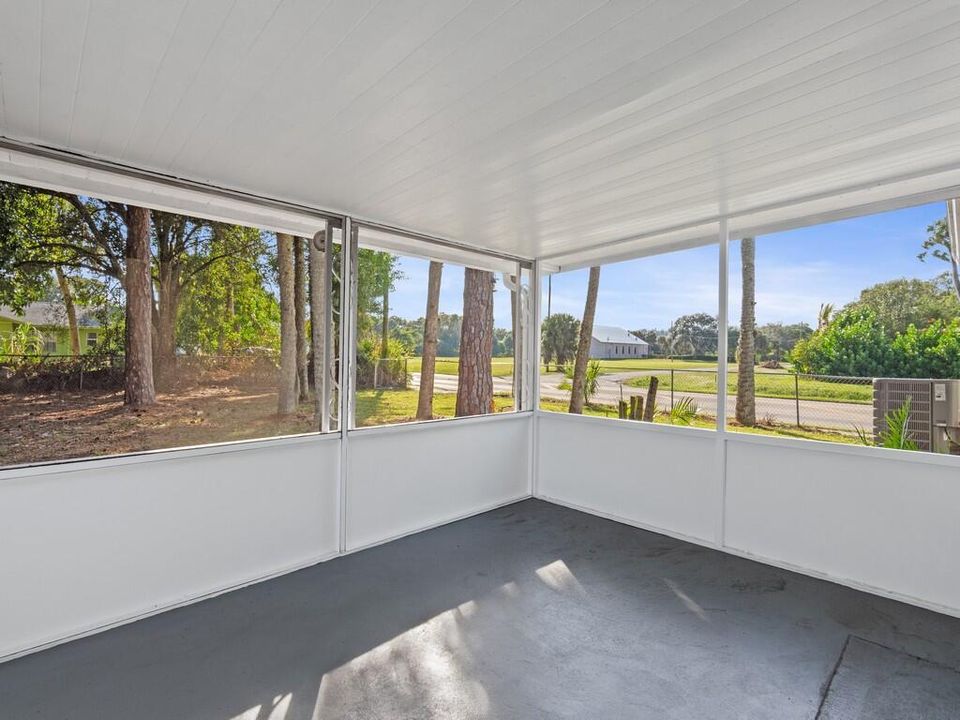 En Venta: $299,900 (3 camas, 1 baños, 1042 Pies cuadrados)