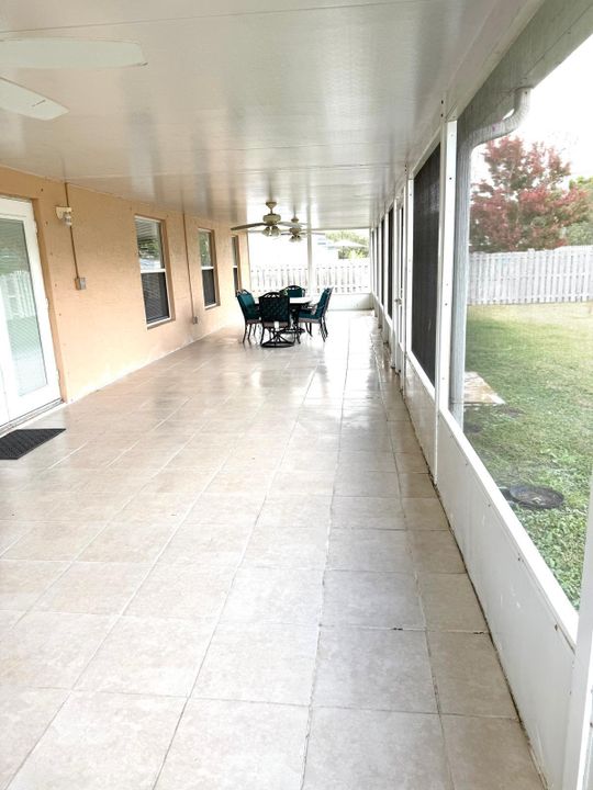 En Renta: $2,600 (3 camas, 2 baños, 2020 Pies cuadrados)