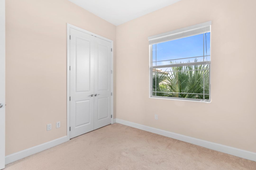 В аренду: $3,500 (4 спален, 3 ванн, 2165 Квадратных фут)